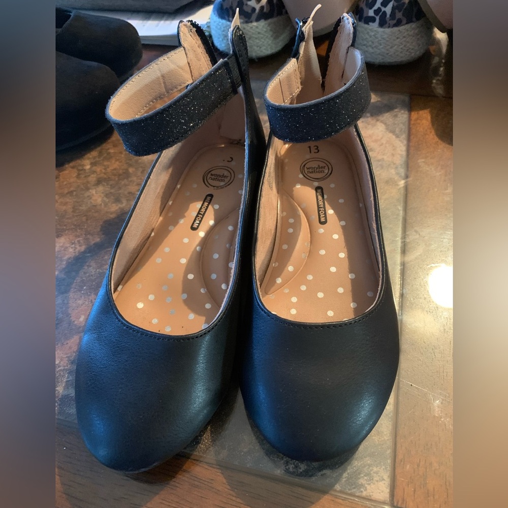 Wonder Nation Girls Black Flats with Glitter Strap